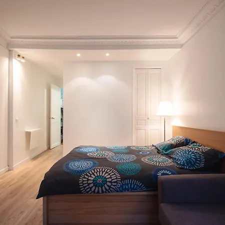 Flat 31m2 Near Pompidou Center, Marais, Les Halles, Mobility Lease Only Paris